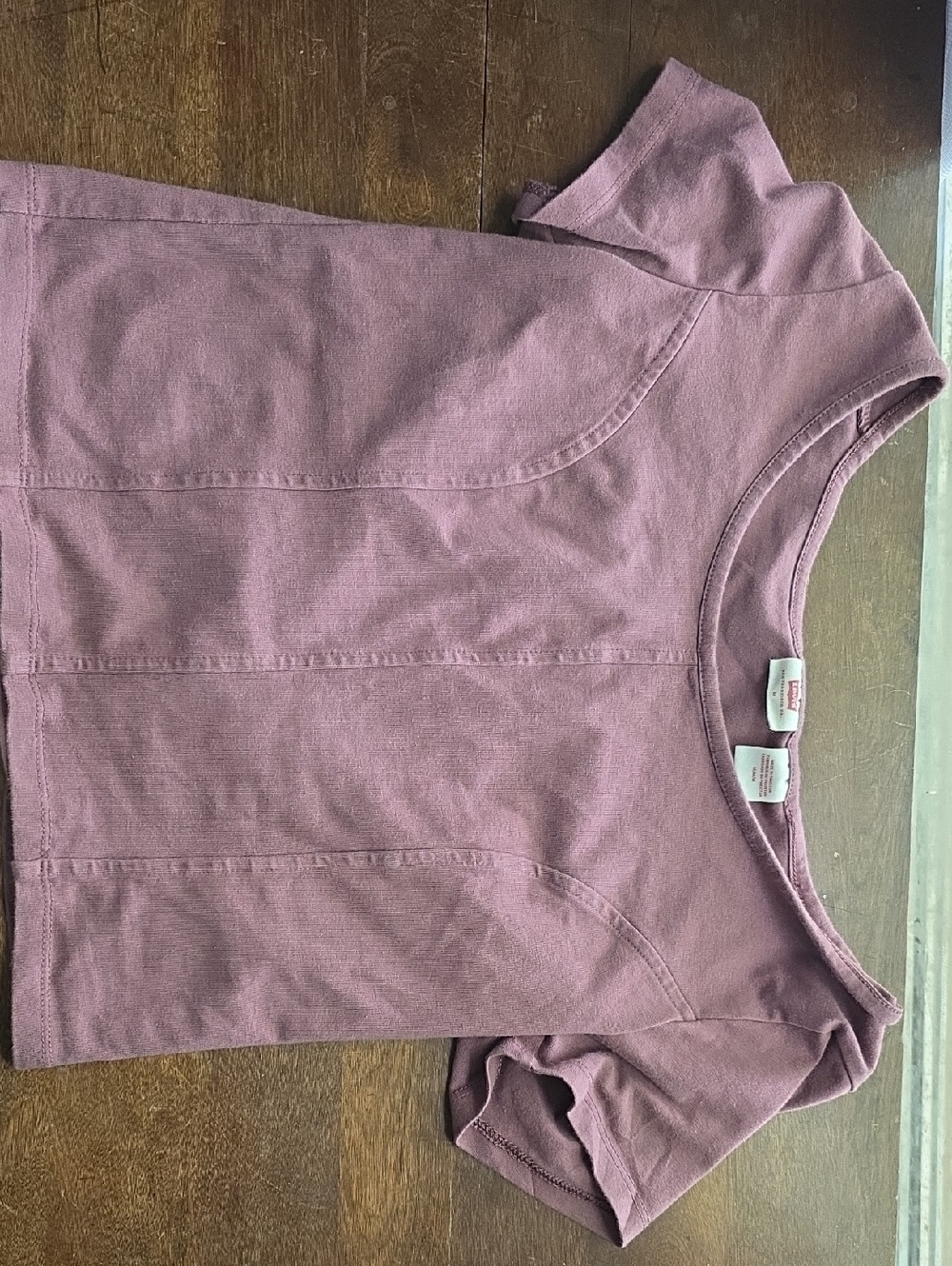 Levi's Mauve Short Sleeve Womens Cropped Tee